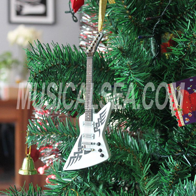 christmas tree ornament